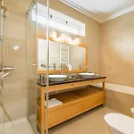 By The In D'el Rey *